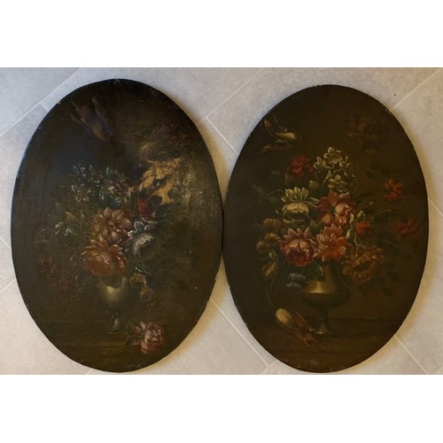 131 - 19thC Antique Pair Of Oval Oil On Canvas Floral Paintings On Pine Backs
31 x 44 cms h