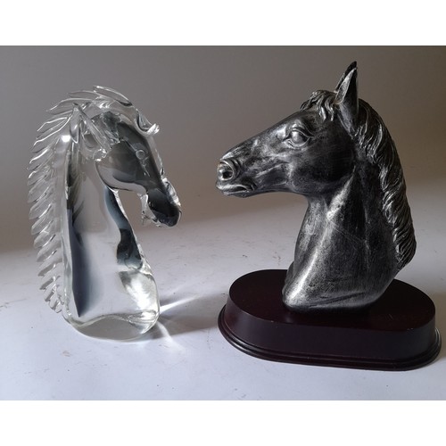 271 - 2 X horse head ornaments. 1 x Glass 20cm high and 1 x Resin on wood plinth 21cm high