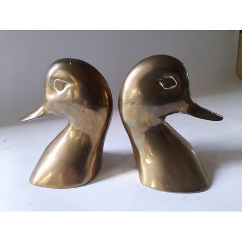 272 - Pair of Bass Duck head figures 12cm high