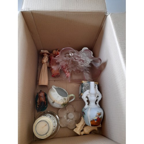 289 - Contents of a box of ceramic items to include ornamental figures