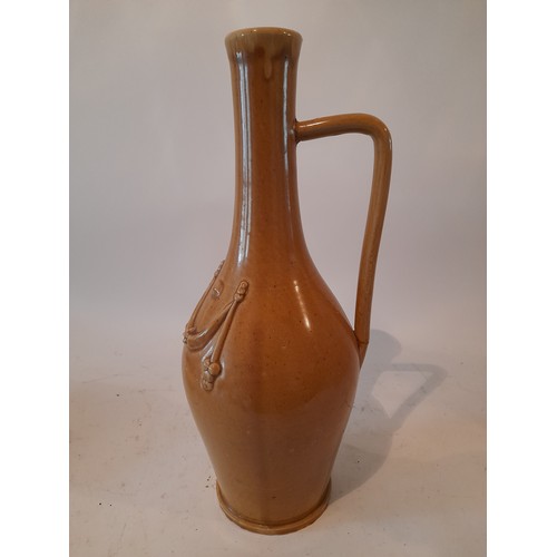 302 - 5 x Pottery items to include a pair of Italian vases32cm high