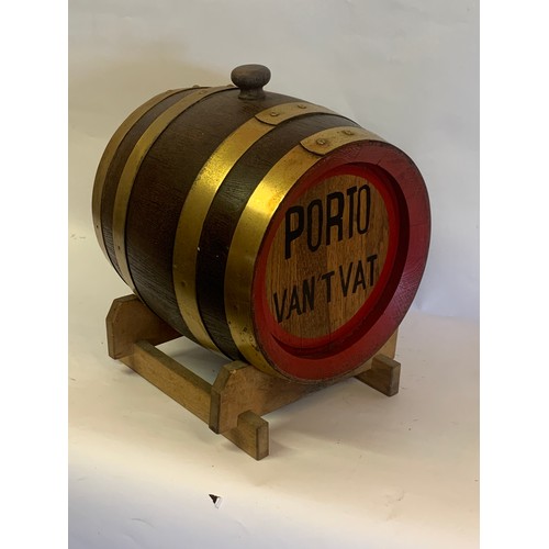 332 - Large Vintage Coopered Port Barrel On Stand With Tap. 32 x 41 cms