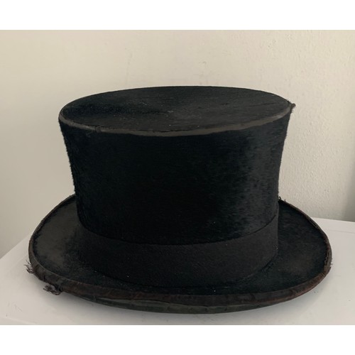 133 - Large Size Vintage Top Hat