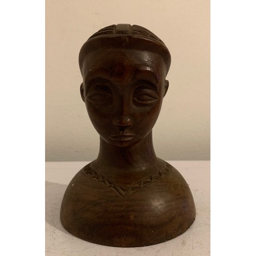 139 - Vintage Carved Wooden Tribal Head Statue
12 cms h