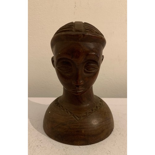 139 - Vintage Carved Wooden Tribal Head Statue
12 cms h