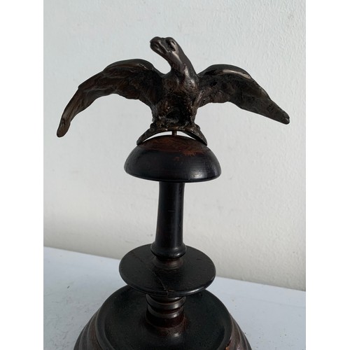 205 - Antique Mounted Bronze Eagle Statue On Stand
18 cms h