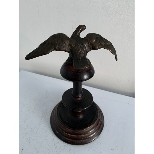 205 - Antique Mounted Bronze Eagle Statue On Stand
18 cms h