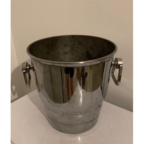 211 - Vintage Art Deco Style Champagne Bucket
19 cms diameter x 20 cms h