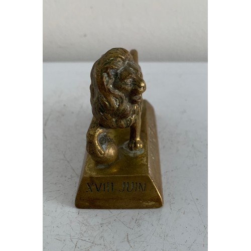 225 - Antique Brass Waterloo Lion Statue
8 x 4 x 7 cms h