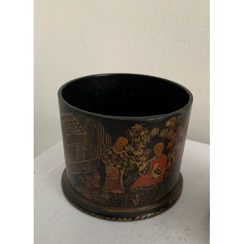 238 - Collection Of 4 Items To Include Oriental Paper Mache Pot , A Souvenir Lidded Pot, A Chinese Wooden ... 