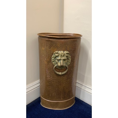 240 - Vintage Brass Umbrella Stand Having Lion Face Ring Decoration To Front And Rear
50 cms h