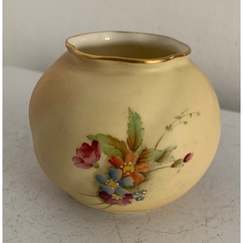 248 - Antique Royal Worcester Posy Vase
9 cms diameter x 7 cms h