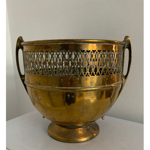 101 - Antique Brass Jardiniere Having Art Nouveau Design.
21 cms diameter x 20 cms h