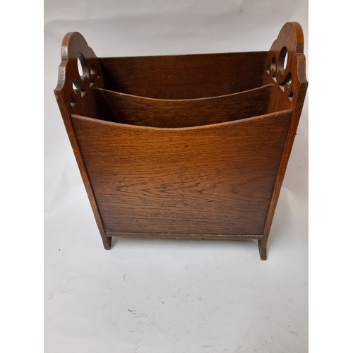 446 - Vintage wooden Magazine Rack
38cm x 20cm x 46cm