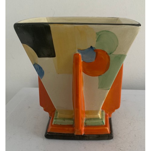 124 - Antique Art Deco Square Vase By Wade Heath
15 x 15 x 17 cms h