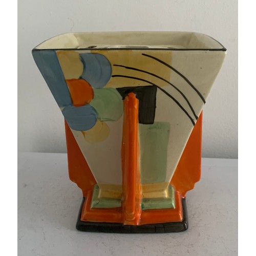 124 - Antique Art Deco Square Vase By Wade Heath
15 x 15 x 17 cms h