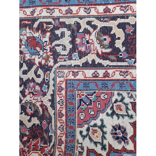 89 - Large Decorative Ground Rug / Carpet 291 x 194 cms