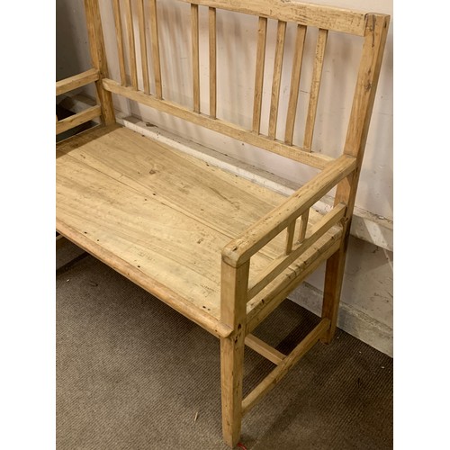 14 - Vintage Rustic Bench. 98 x 49 x 47 cms