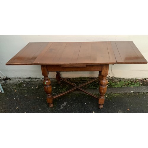 35 - Vintage Extending Table 110 x 106 x 75 cms Un-extended. 186 x 110 x 75 Extended.