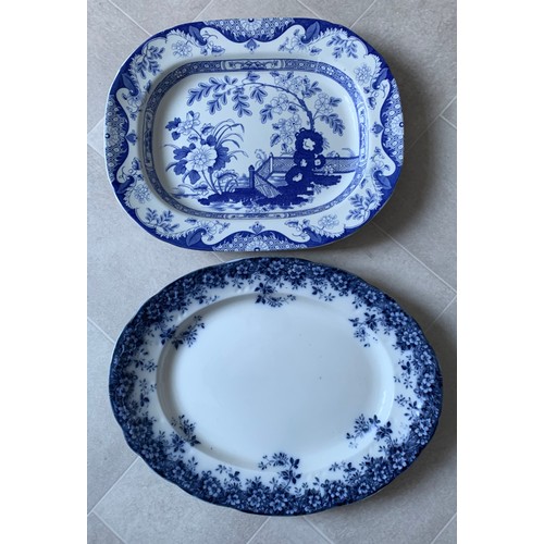 133 - 2 x Antique Blue And White Serving Plates , One By Booths The Other By Anglesey Ridgeways
41 x 32 cm... 