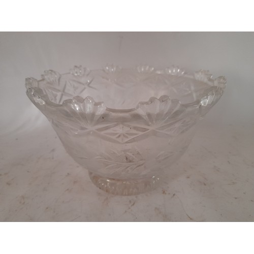 57 - Pressed Glass bowl with frosted design. no visible damage. 22.5cm dia x 14.5cm high