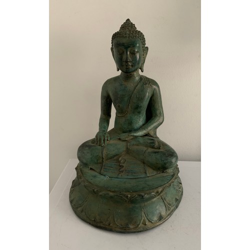 225 - Large Patinated Vintage Brass Buddha Statue
22 x 22 x 32 cms h