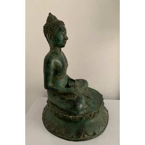 225 - Large Patinated Vintage Brass Buddha Statue
22 x 22 x 32 cms h