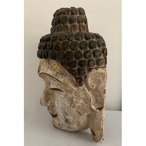 229 - Vintage Large Carved Wooden Head Of Buddha
25 x 14 x 35 cms h