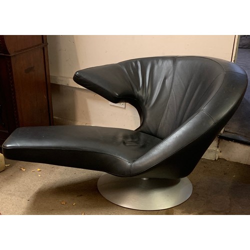 42 - A Leolux Parabolica Swivel  Armchair .