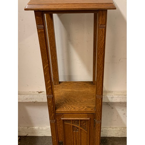 48 - Vintage Continental Oak Plant Stand / Torchiere 35 x 35 x 120 cms