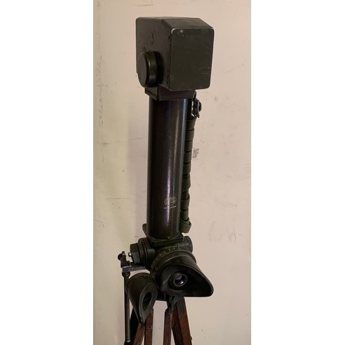 385 - German WW2 Periscope / Spotter With Tripod And Canvas Carrying Bag.