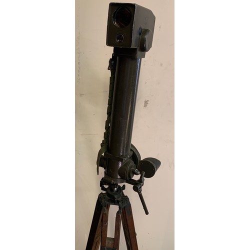 385 - German WW2 Periscope / Spotter With Tripod And Canvas Carrying Bag.