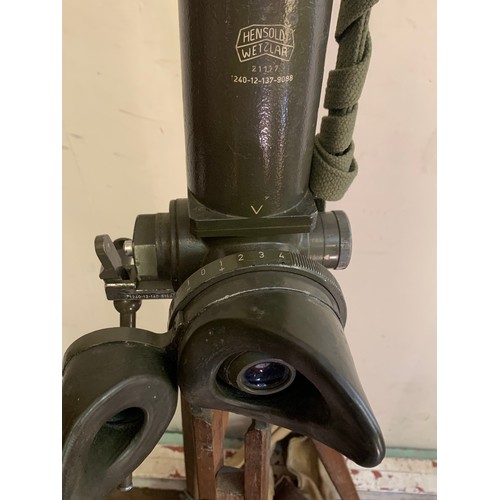 385 - German WW2 Periscope / Spotter With Tripod And Canvas Carrying Bag.