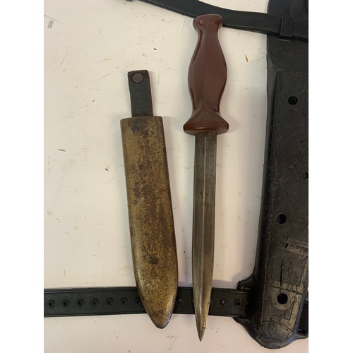 388 - A German Looking Knife / Dagger  Along With A Nemrod Divers Knife  (2)