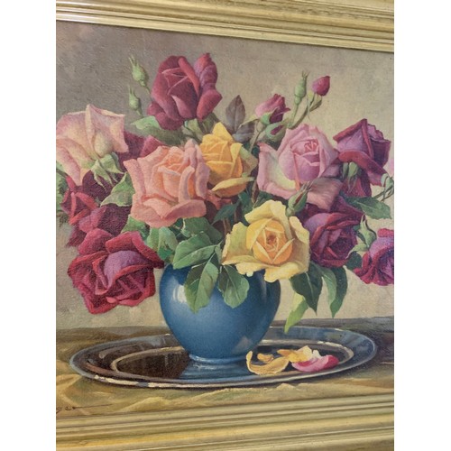 249 - Vintage Signed And Framed Floral Oil Painting On Canvas By E Kruger.
48 x 38 cms