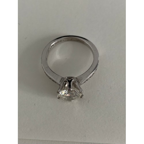 359 - Ladies Single Stone Brilliant Cut Diamond Ring Set In 18 ct Gold With 7 Brilliant Cut Diamonds . 2.1... 