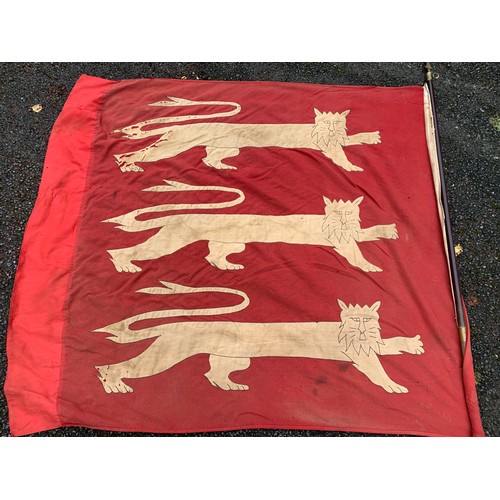 463 - Large Vintage Richard The Lionheart Three Lions Flag With A Brass Cross Finial. 237 x 137 cms