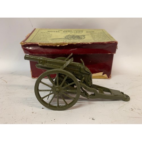 437 - Britains: A Boxed Britains, Royal Artillery Gun