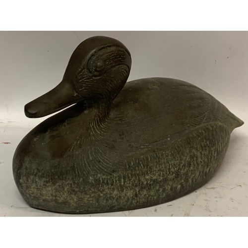 498 - Vintage Bronze Figure Of A Duck. 25 x 12 x 12 cms