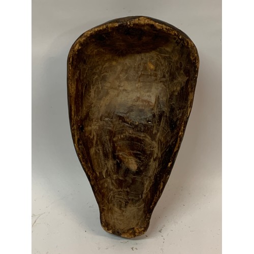 400 - Tribal Carved Wood Face Mask. 41 cms