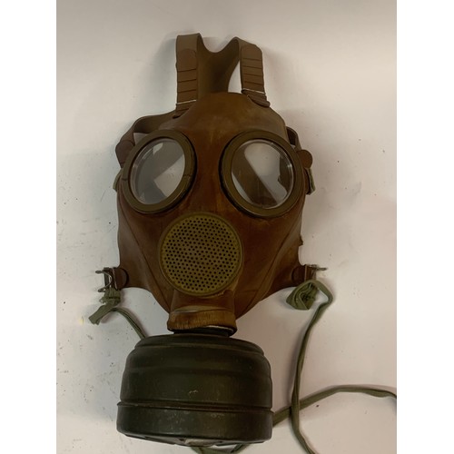 298 - Military Gas Mask M.51