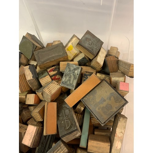 481 - Large Quantity Of Vintage Printers / Printing Blocks  (Box)