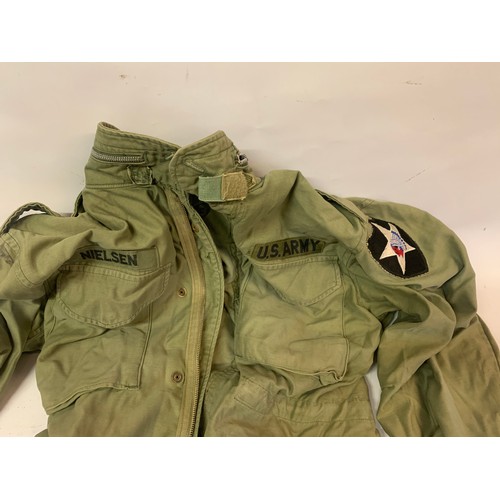 327 - US Army M65 Field Coat With Insignia. Small / Short Size