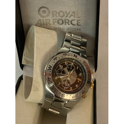 181 - RAF SPITFIRE DOUGLAS BADER SIGNATURE 70 YEAR ANNIVERSARY  WATCH BOXED