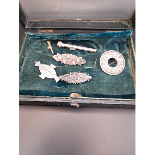 3 - Small display box with bevel glass lid containing Silver Halmarked brooches and other items. (6+ box... 