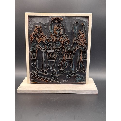 25 - Mounted printing Block of 3 Maidens, 24cm high