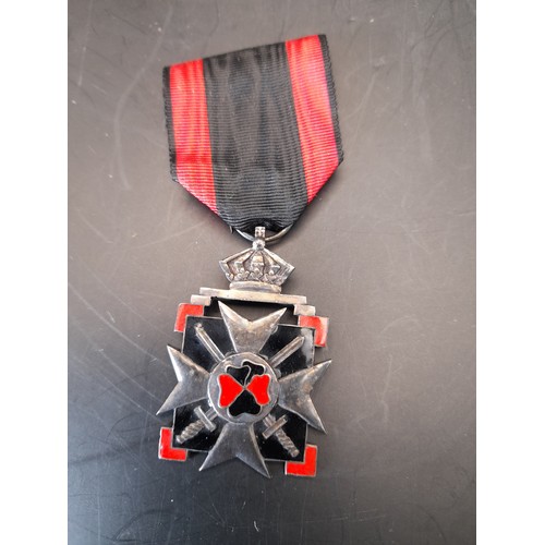 271 - Military Medal, Coin, Token
Medal on Ribbon