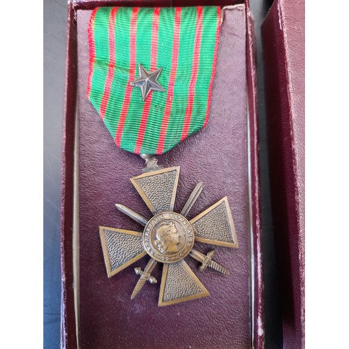 281 - Military Medal, Coin, Token
WW1 Croix de Guerre