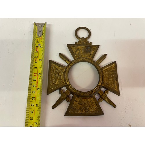 242 - Large Military Cross / Plaque With Crossed Swords. 17 x 12.5 cms