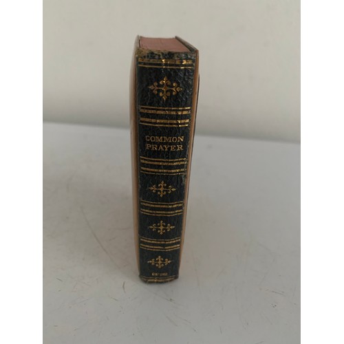 180 - Antique Book Of Oxford Common Prayer And Psalms Dated 1934
6 x 9.5 cms